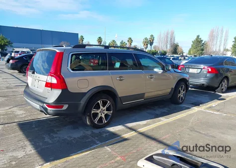 2012 Volvo Xc70 T6/T6 Platinum/T6 Premier Plus from USA, damaged, VIN YV4902BZ8C1145507